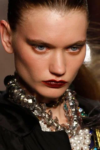 Look 60